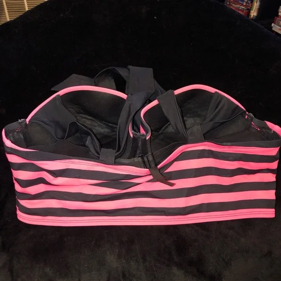 Torrid Swin Top - Picture 6 of 11